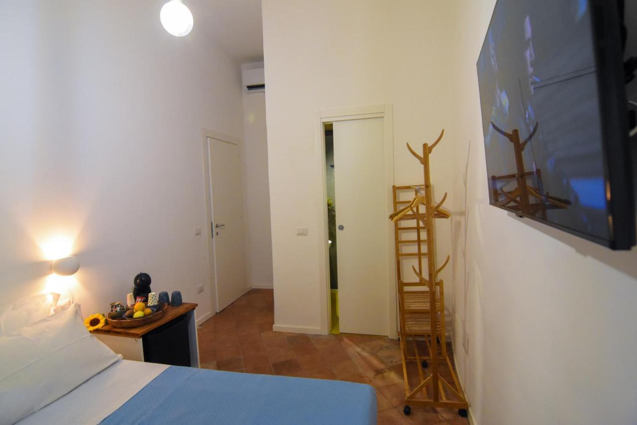 La Dimora Di Artemide B&B Napoli Eksteriør bilde